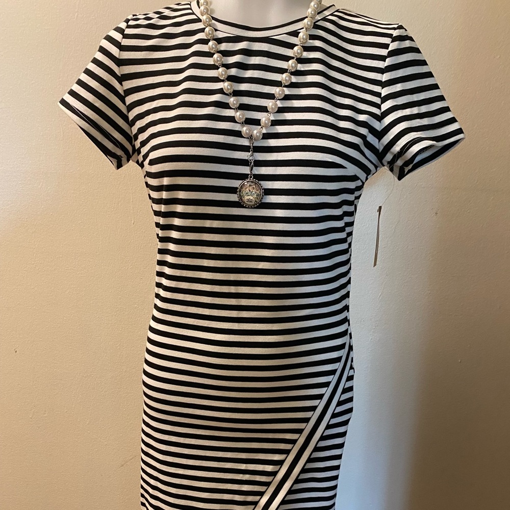 ❤️💙🤍NEW AMERICAN THREADS DRESS!!!❤️🤍💙